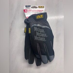 Black and Gray Tactical Gloves